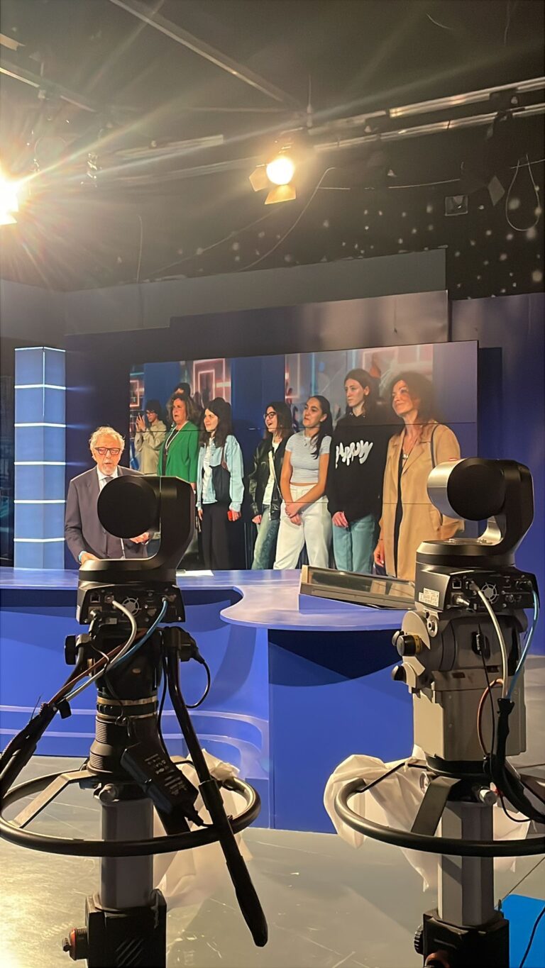 Diretta TG con ospiti i nostri studenti