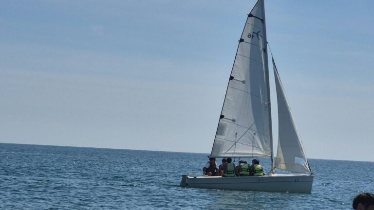 Una giornata “En Plein Air” all’insegna del divertimento sulle spiagge di Policoro per gli studenti Telesio